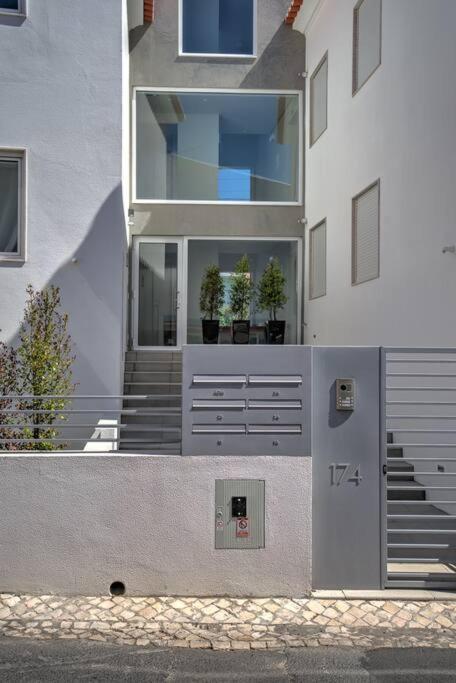 Urban Beach Estoril Apartment Bagian luar foto